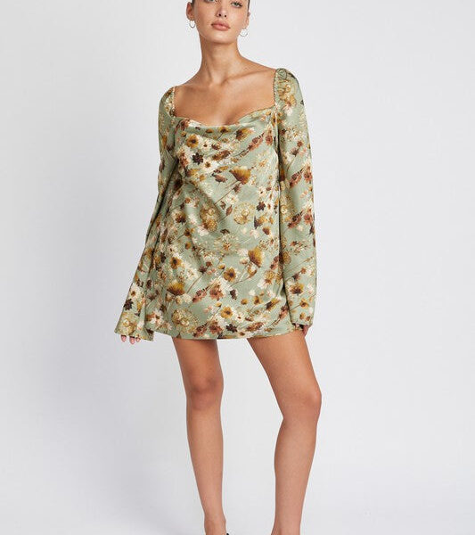 Charming Floral Mini Dress with Elegant Open Back and Long Sleeves