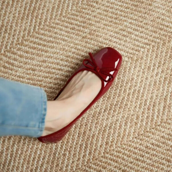 Round Toe Flats Slip-Ons