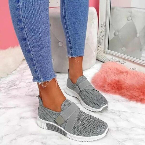 Stylish Women's Velcro Slip-On Sneakers – Perfectly Comfortable for All-day Walking