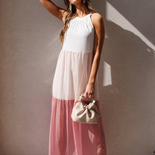 Elegant Rosé Maxi Dress for a Chic Look