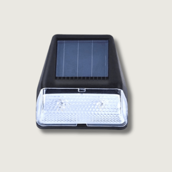 SolarLuxe - Elegant Solar-Powered Outdoor Lighting