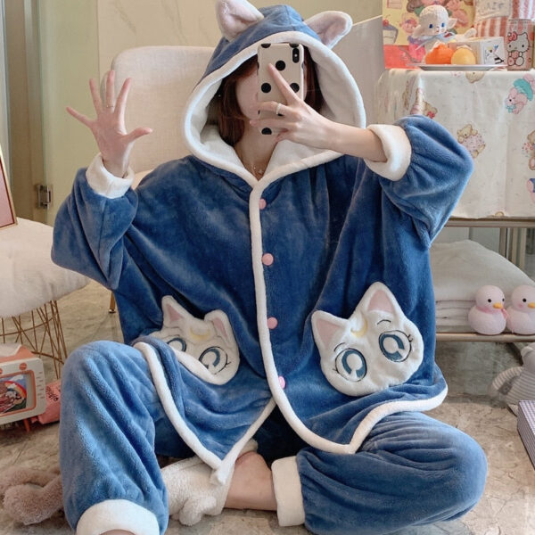 FelineComfort™ - Relaxed Cat Pyjama Set
