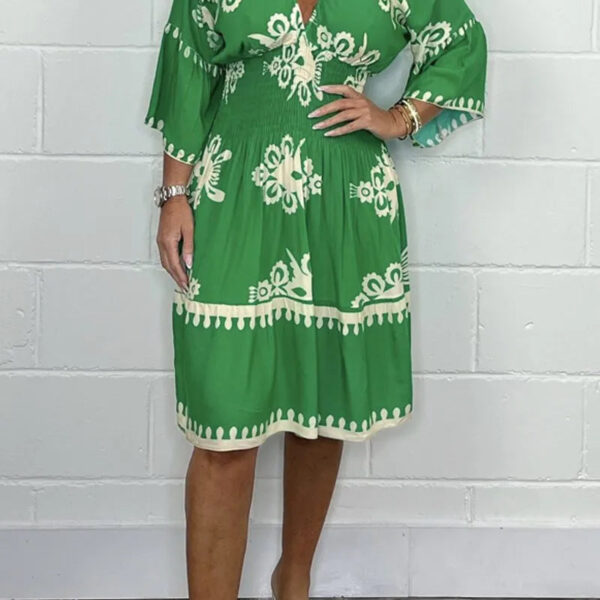 Malia™ - Midi Dress with Sleeves and V-Neck
