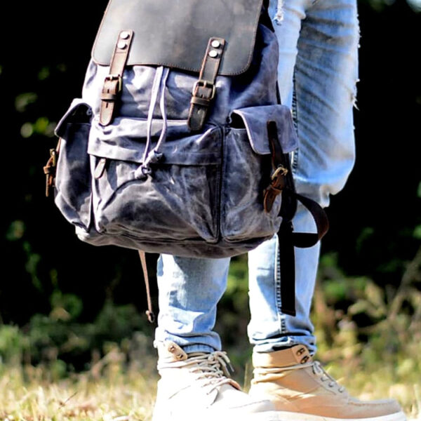 Canvas bag with leather