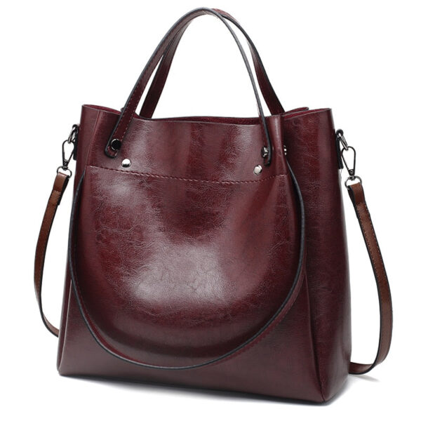 Retro Large Capacity Bucket Handbag